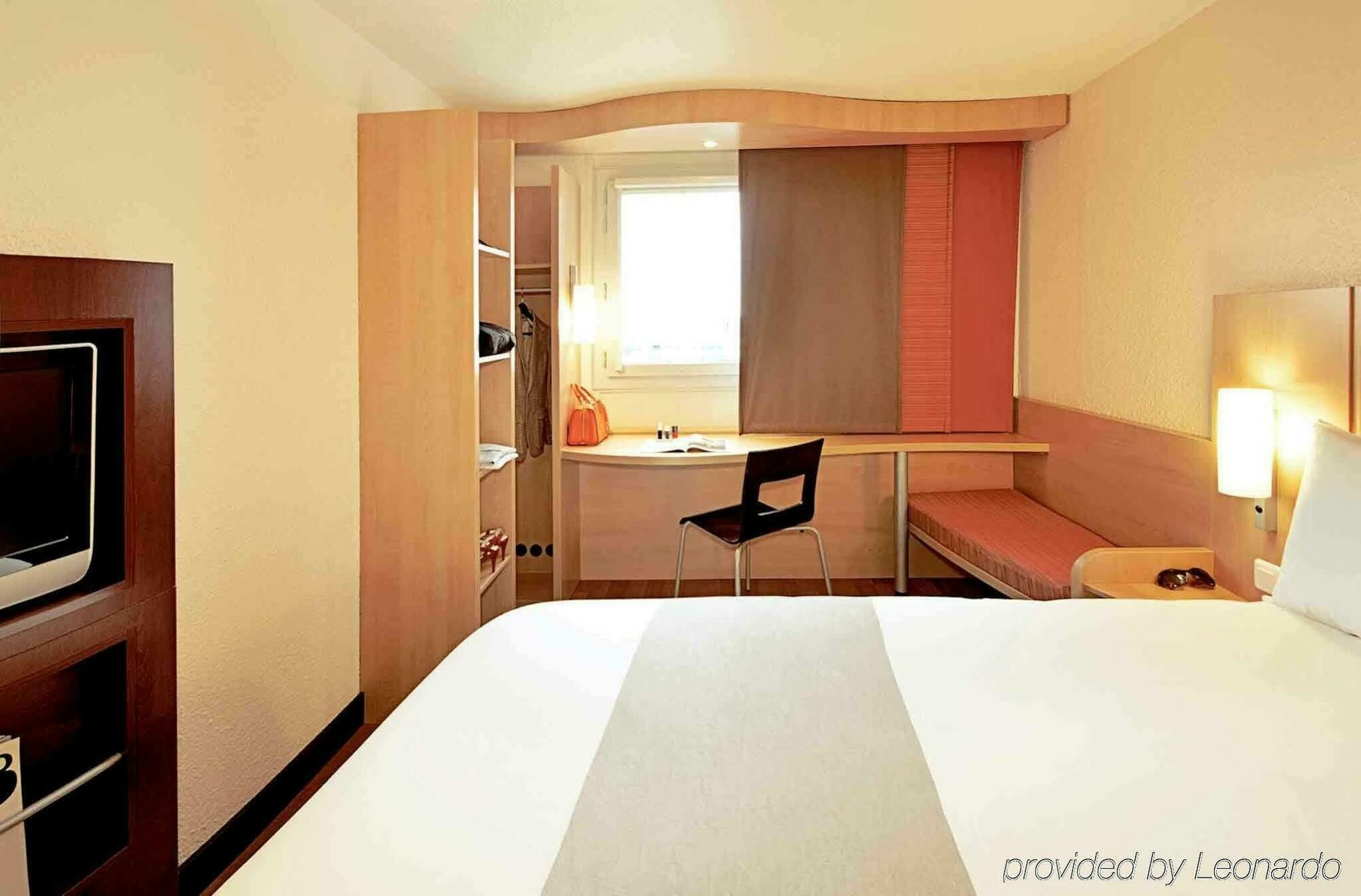 Ibis Timone